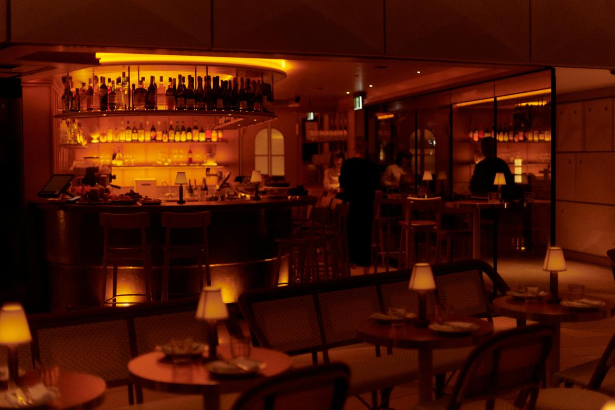 Bar at Bar Miette