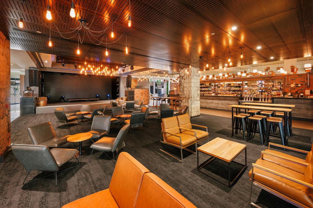 BAR36 - Pullman Reef Hotel Casino