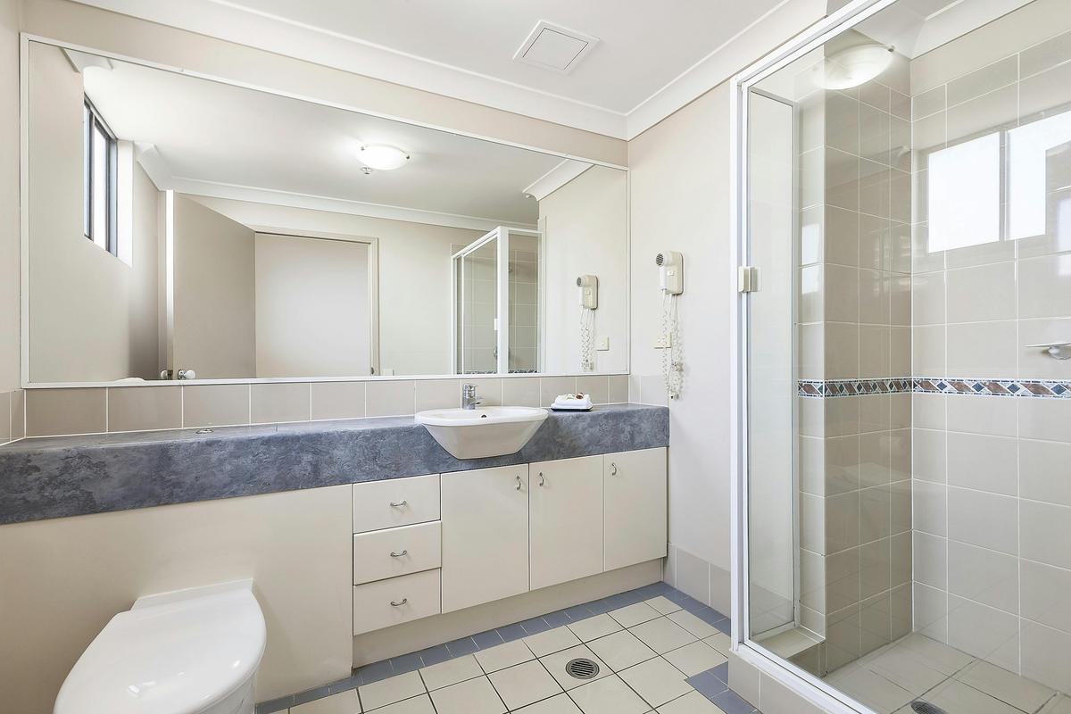 Three Bedroom Apartment with Balcony
