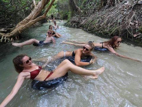 3 Week Bouj Cairns to Sydney East Coast Semi-Guided Tour