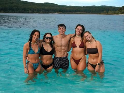 10 Day Budget Brisbane to Cairns Semi-Guided East Coast Tour