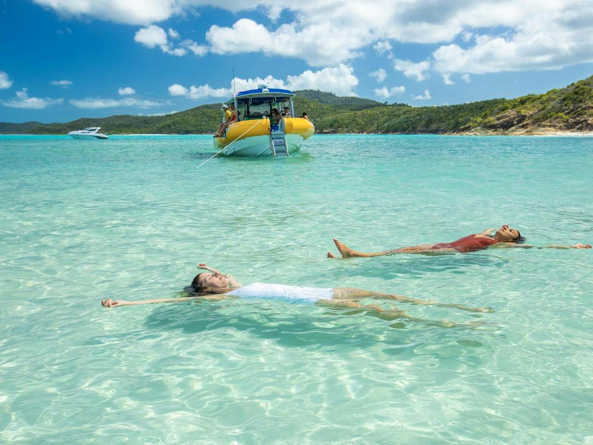 14 Day Brisbane to Cairns Express Semi-Guided East Coast Tour