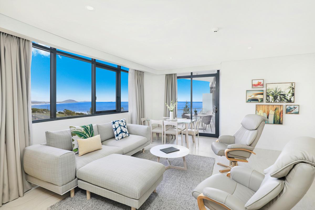 Two Bedroom Premium Ocean View Apartment