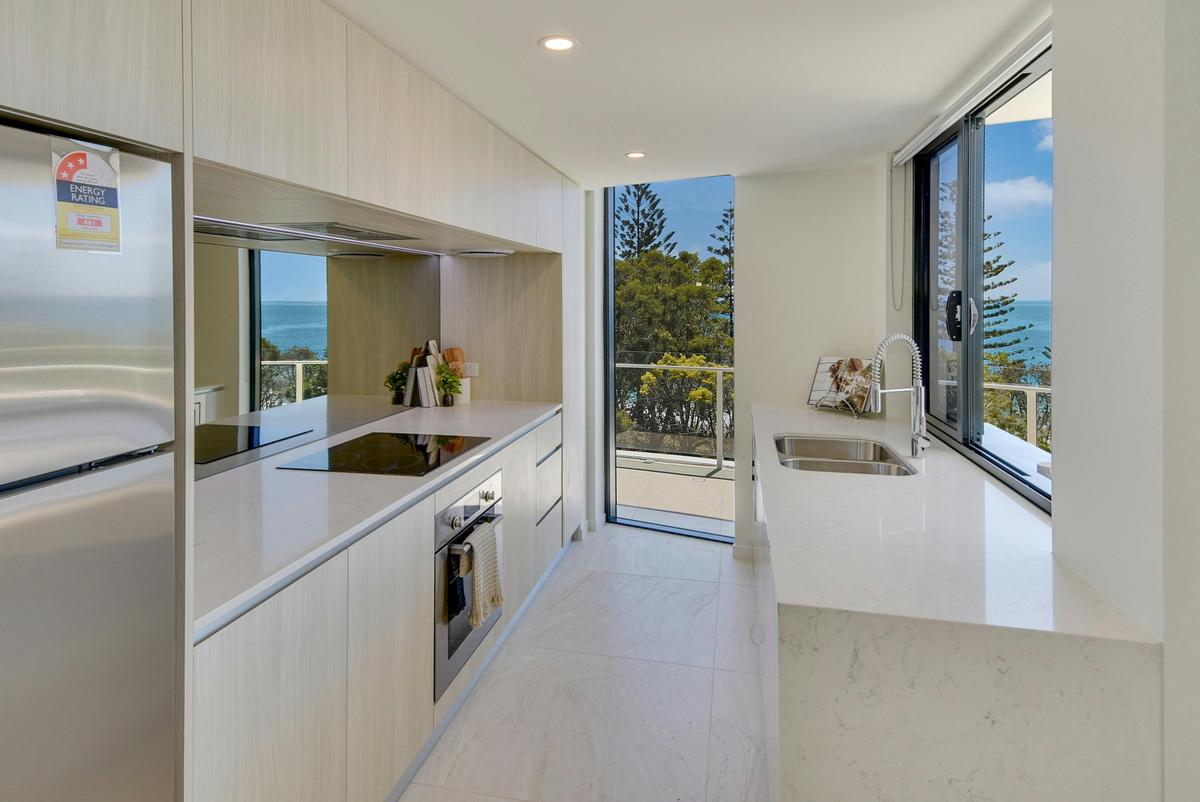 Superior Ocean View Apartment