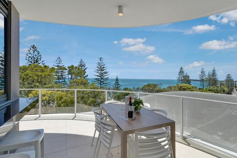 Superior Ocean View Apartment