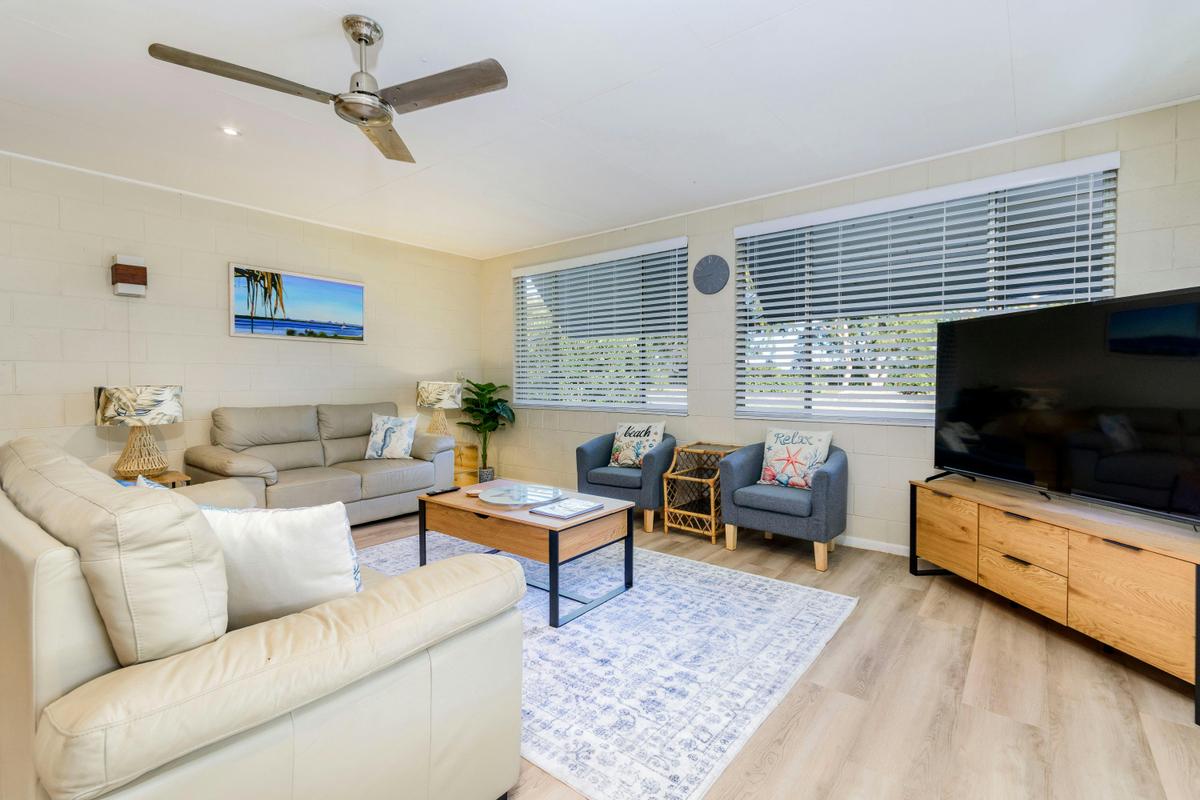 Lounge room
