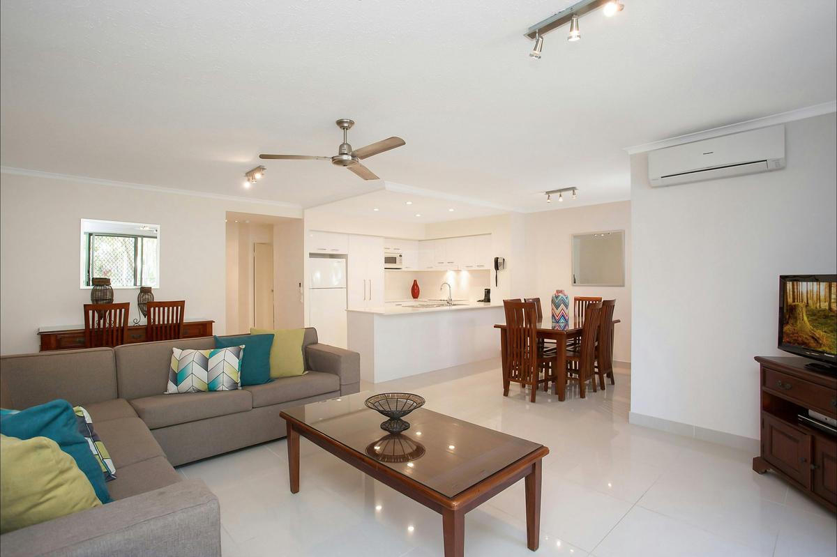 2 Bedroom Deluxe Apartment