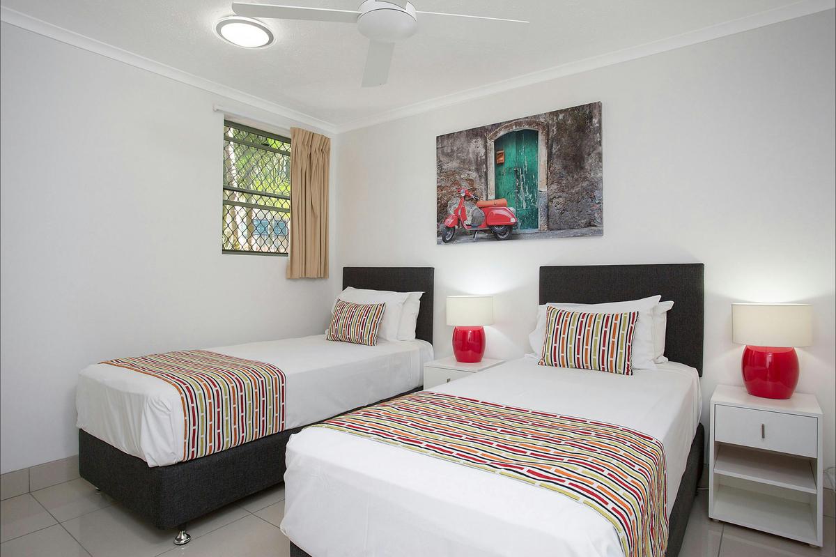 2 Bedroom Deluxe Apartment