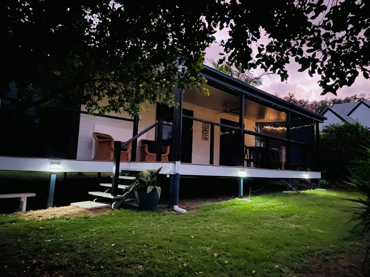Brumbies Hollow Cabin Stay & Equine Experiences