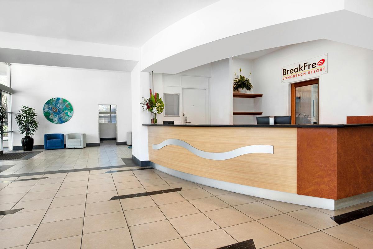 BreakFree Longbeach - Lobby