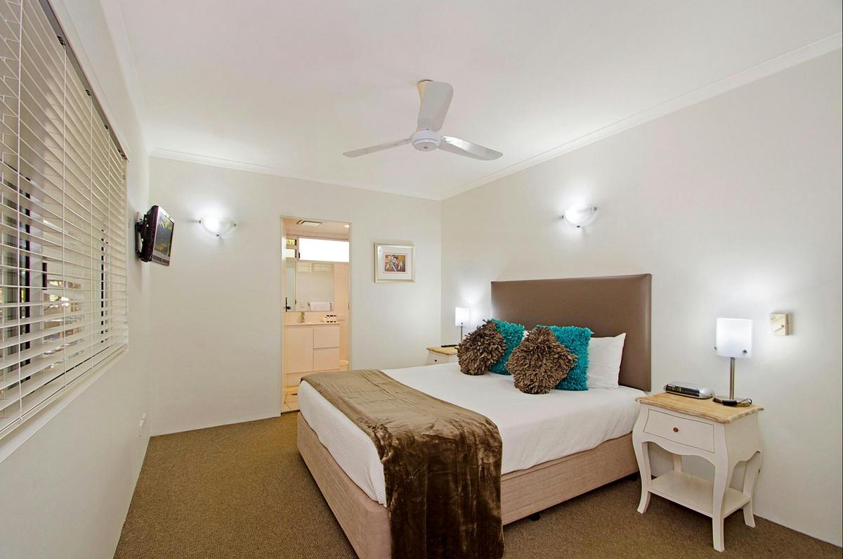 2 Bedroom 2 Bathroom Apartment with views