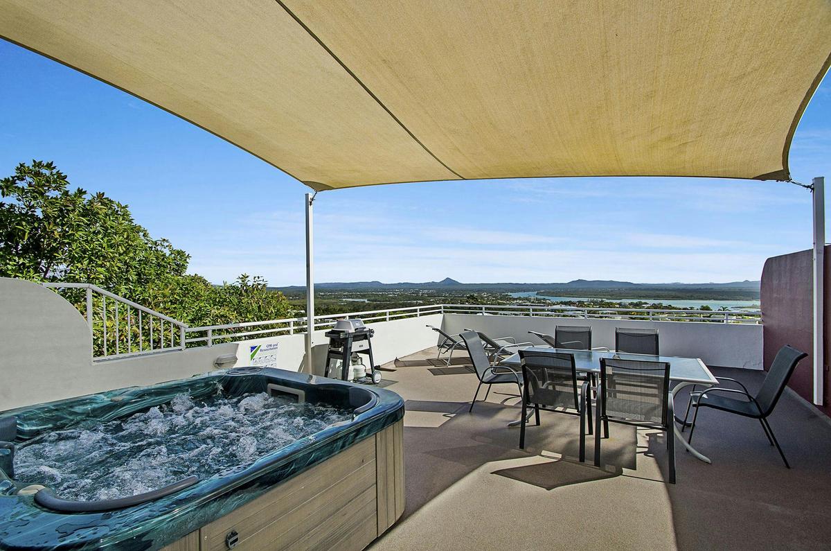 Penthouse Roof Top Spa