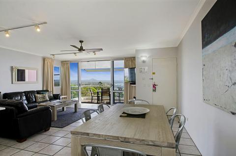 3 Bedroom 2 Bathroom Penthouse with panoramic views