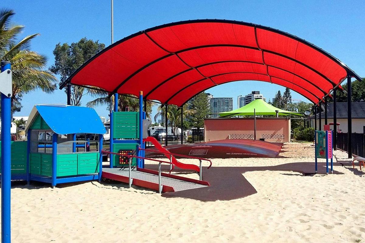 Broadwater Tourist Park playground