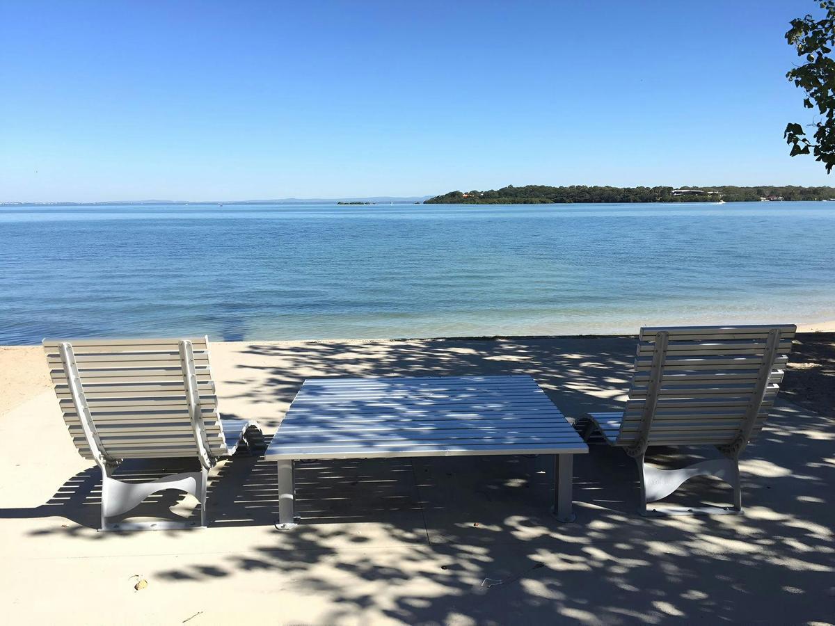 relaxing chairs