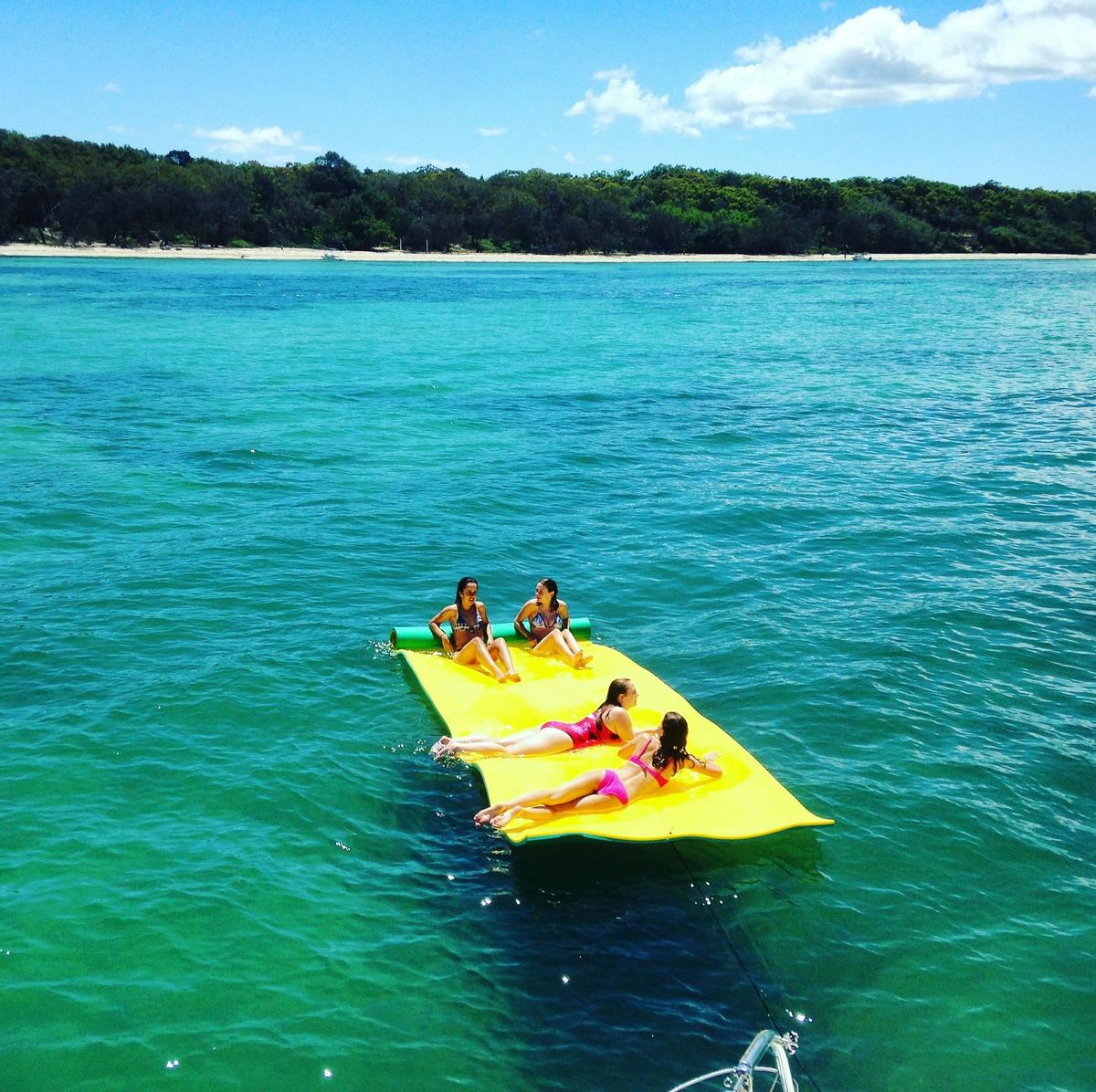 Stradbroke Island Sailing Charter