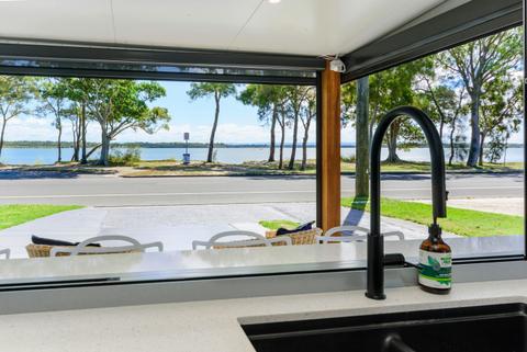 Bribie Beach Apartment
