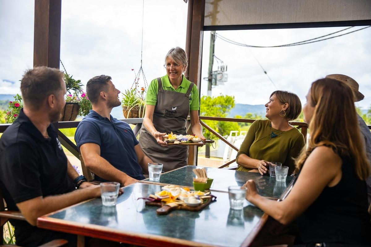 Private Cairns Tablelands Food & Drink Tour