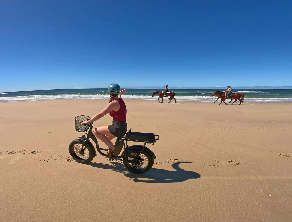 Self Guided Fat Tire Noosa North Shore Beach Ride