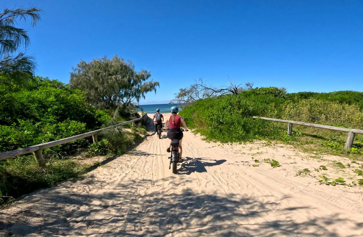 Self Guided Fat Tire Noosa North Shore Beach Ride