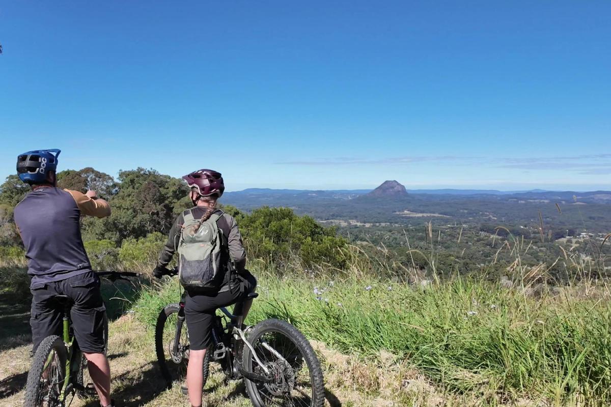 Twin Hills Lookout