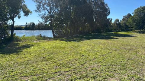Burtons Riverside Campgrounds