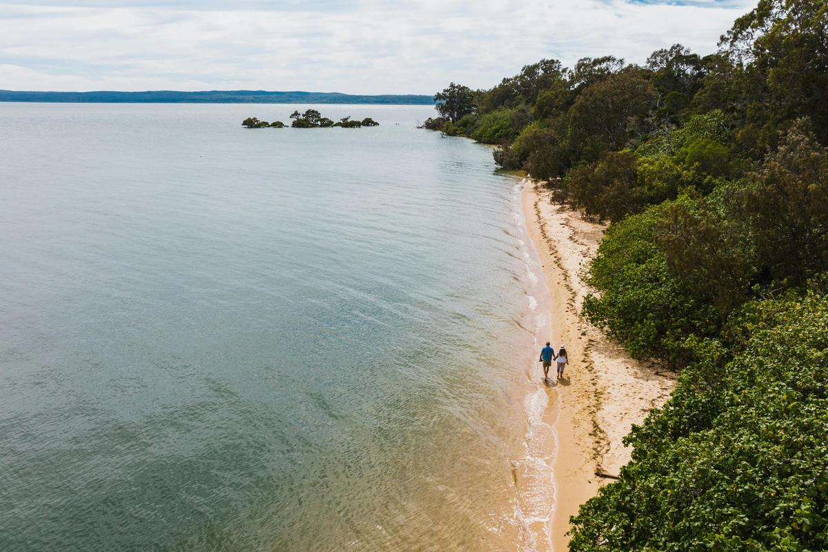 Romantic Beach Walk on Coochiemudlo Island (Goochie Mudlo) Redlands Coast QLD