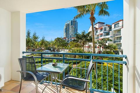 Calypso Plaza Resort Unit 215 - Coolangatta