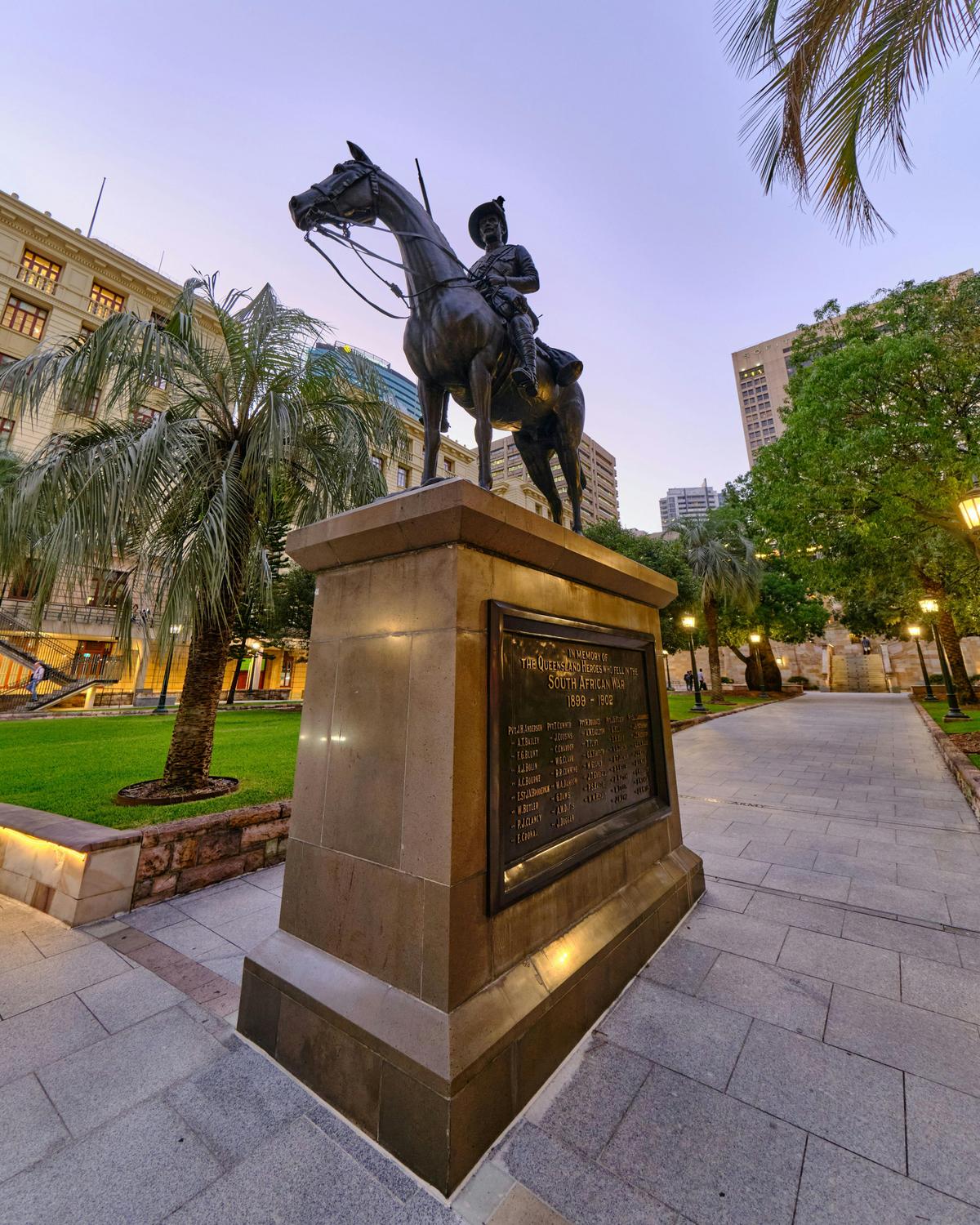 Brisbane at War
