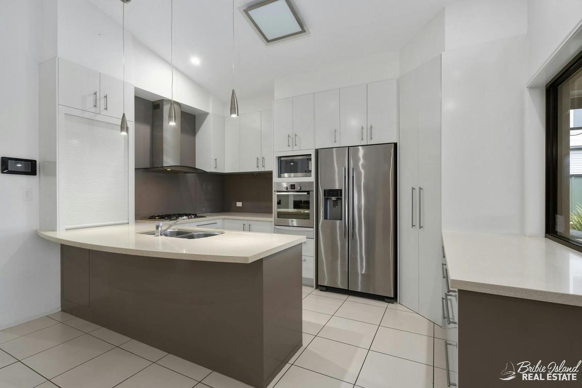 Canal Serenity Retreat By Holiday Hub Bribie Island