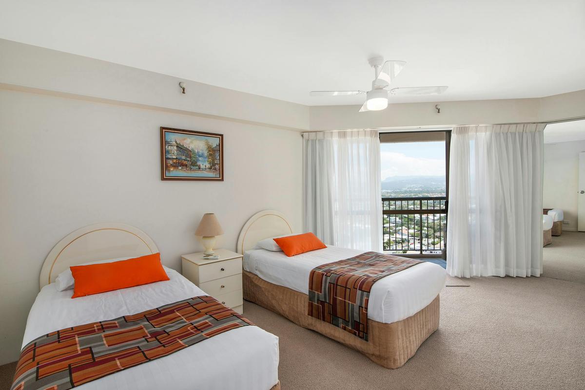 2 Bedroom Ocean View Apartment