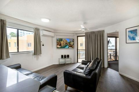 2 Bedroom 2 Bathroom Superior