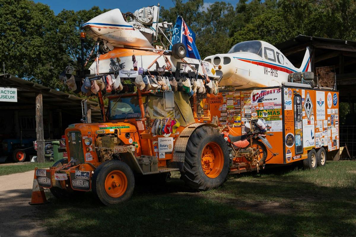 "Slim" - The Travelling Jackeroo's Tractor & Trailer
