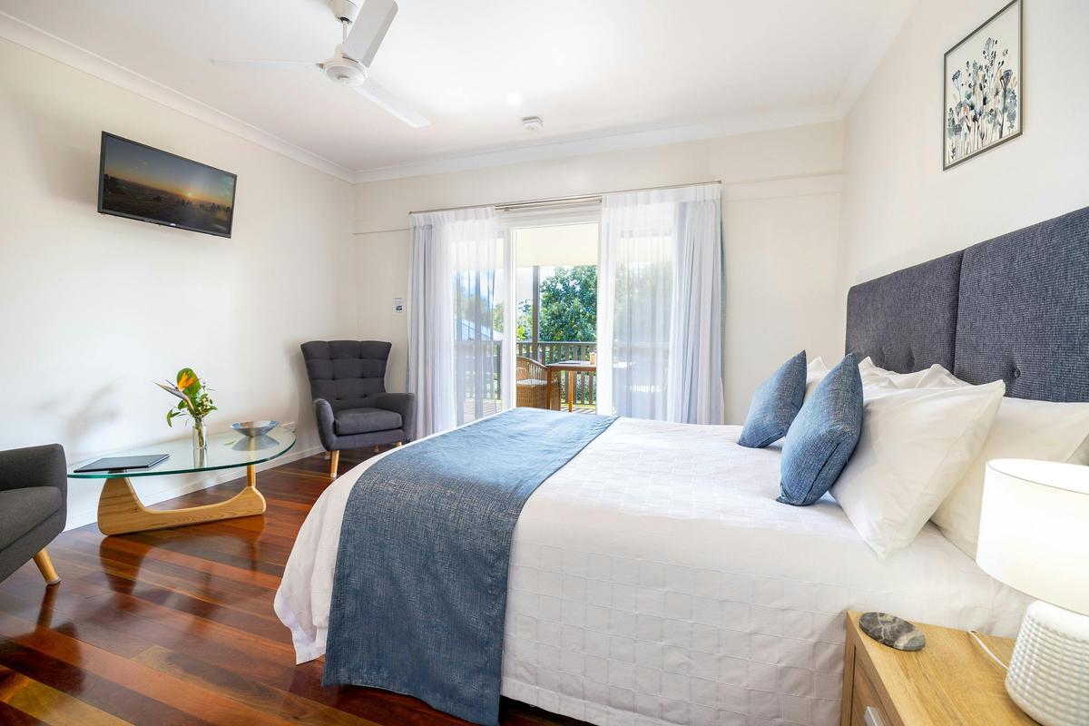 Garden View Room