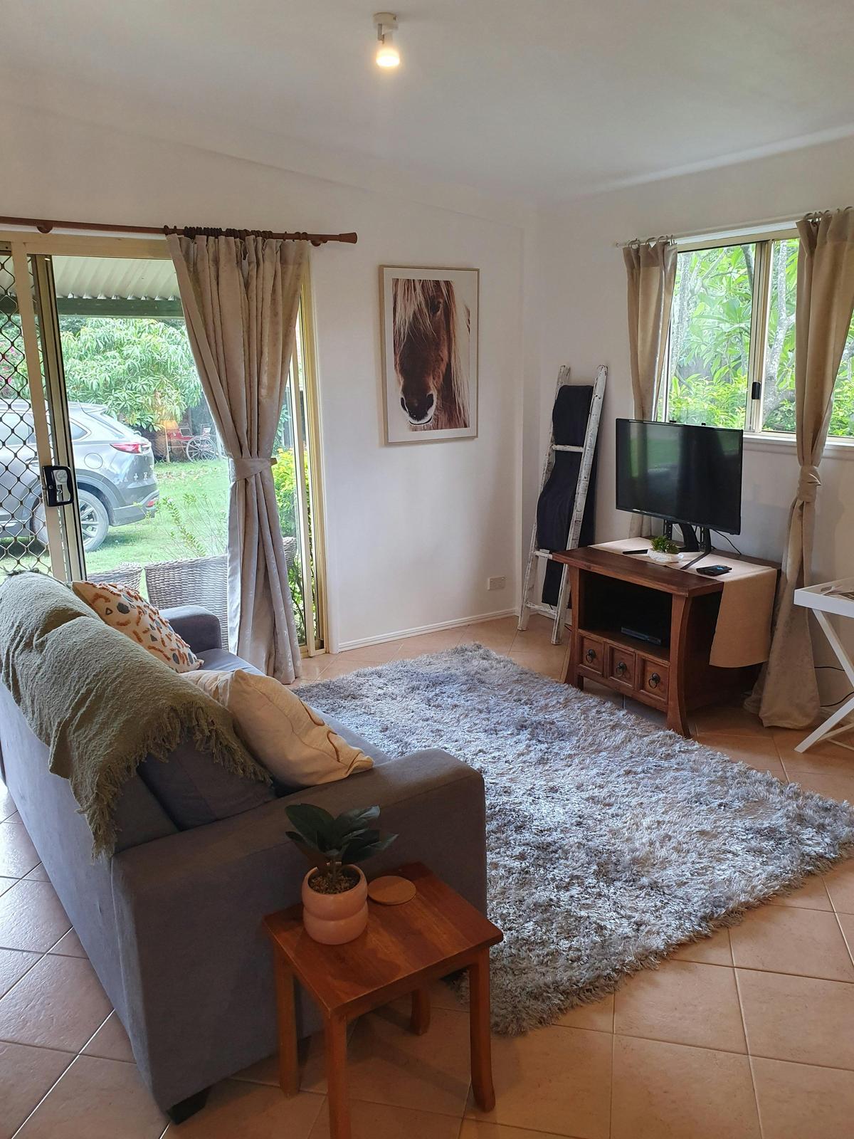 Bottlebrush Cottage