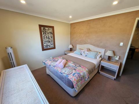Banksia Suite