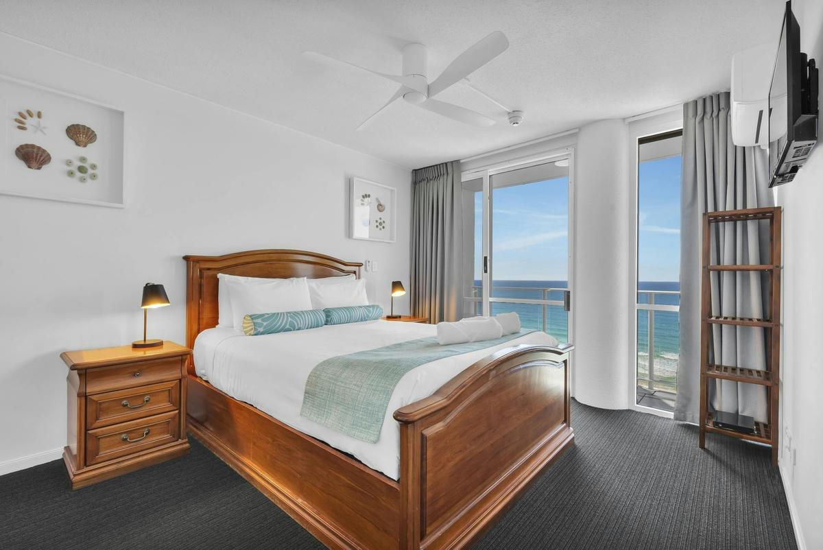 3 Bedroom Penthouse - Catalina I