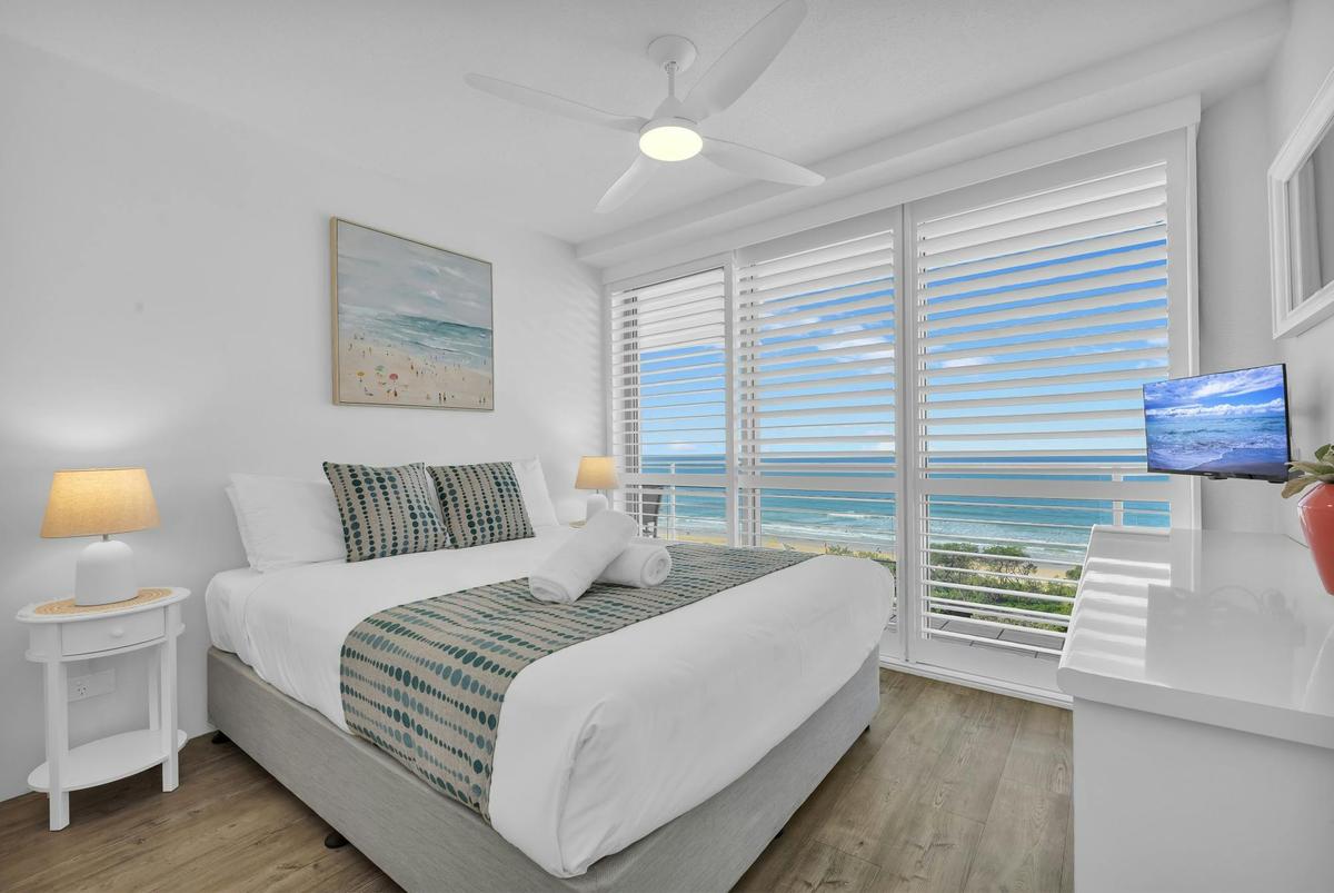2 Bedroom Ocean View - Catalina I