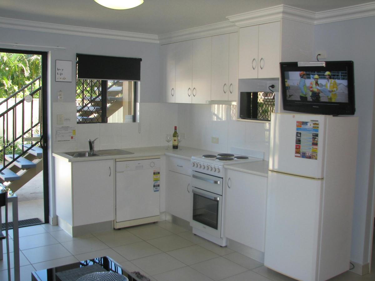 Apartment - Self Contained Kitchen with stove, dishwasher, crockery, cutlery, ideal for long stays