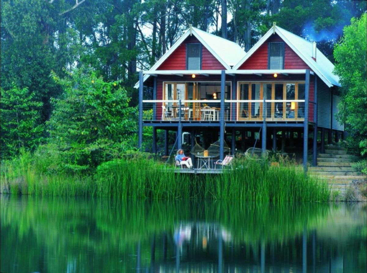 The Boathouse
