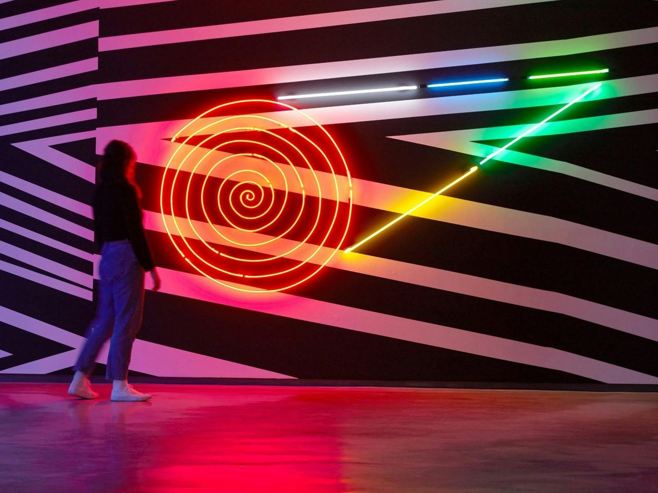 Brook Andrew, Loop. A model of how the world operates, 2008