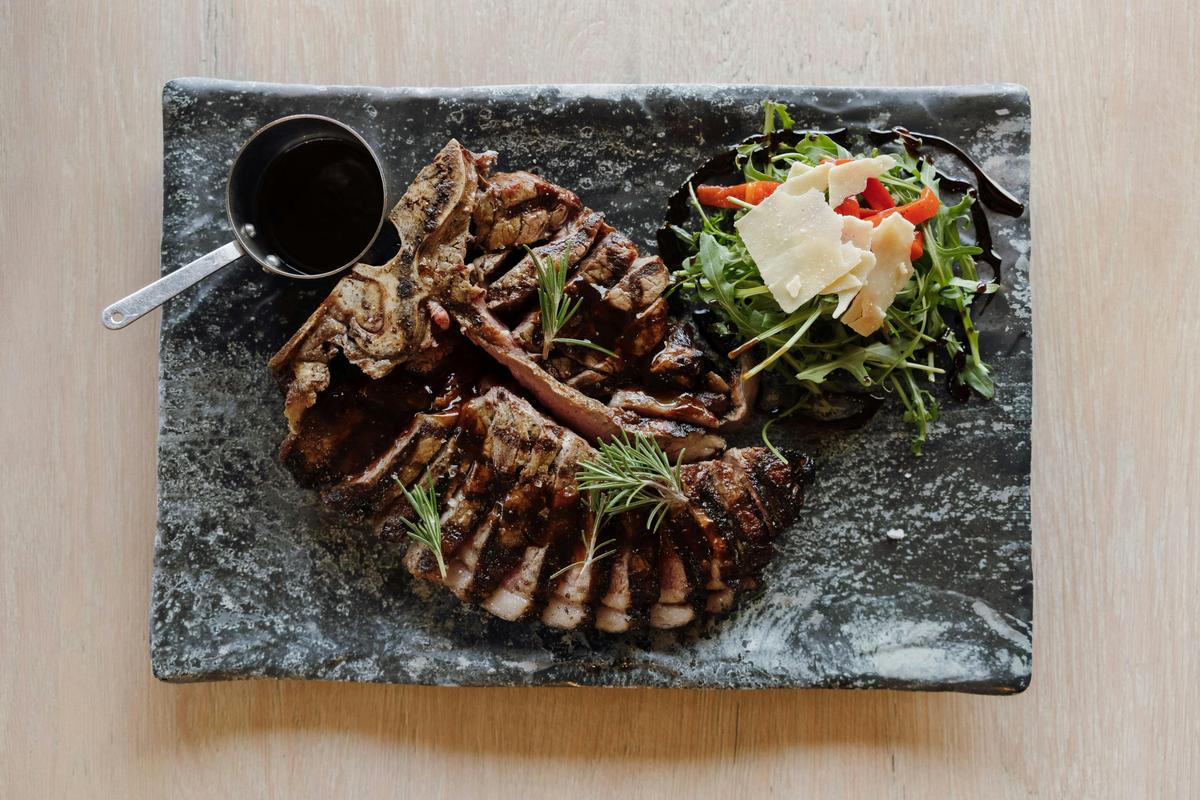 Cliffords T-Bone Steak