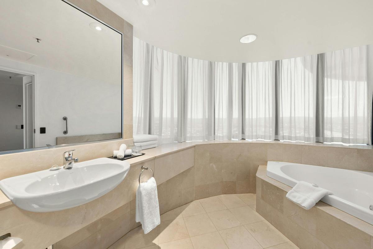 Premium King Oceanview Suite