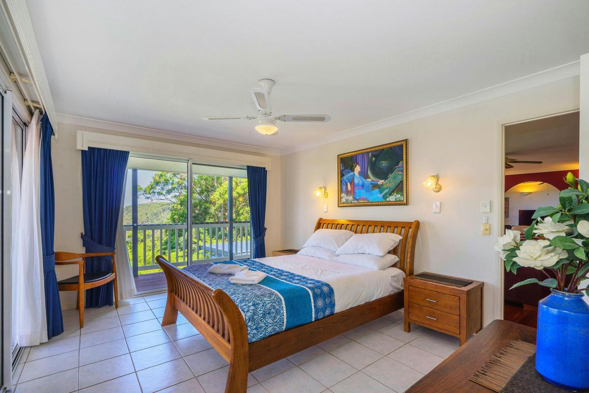 Master Bedroom with Ensuite and Dressing Room