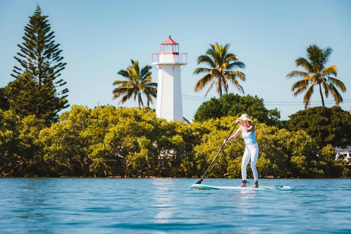 Stand Up Paddle Boarding at Cleveland Point, Redlands Coast QLD