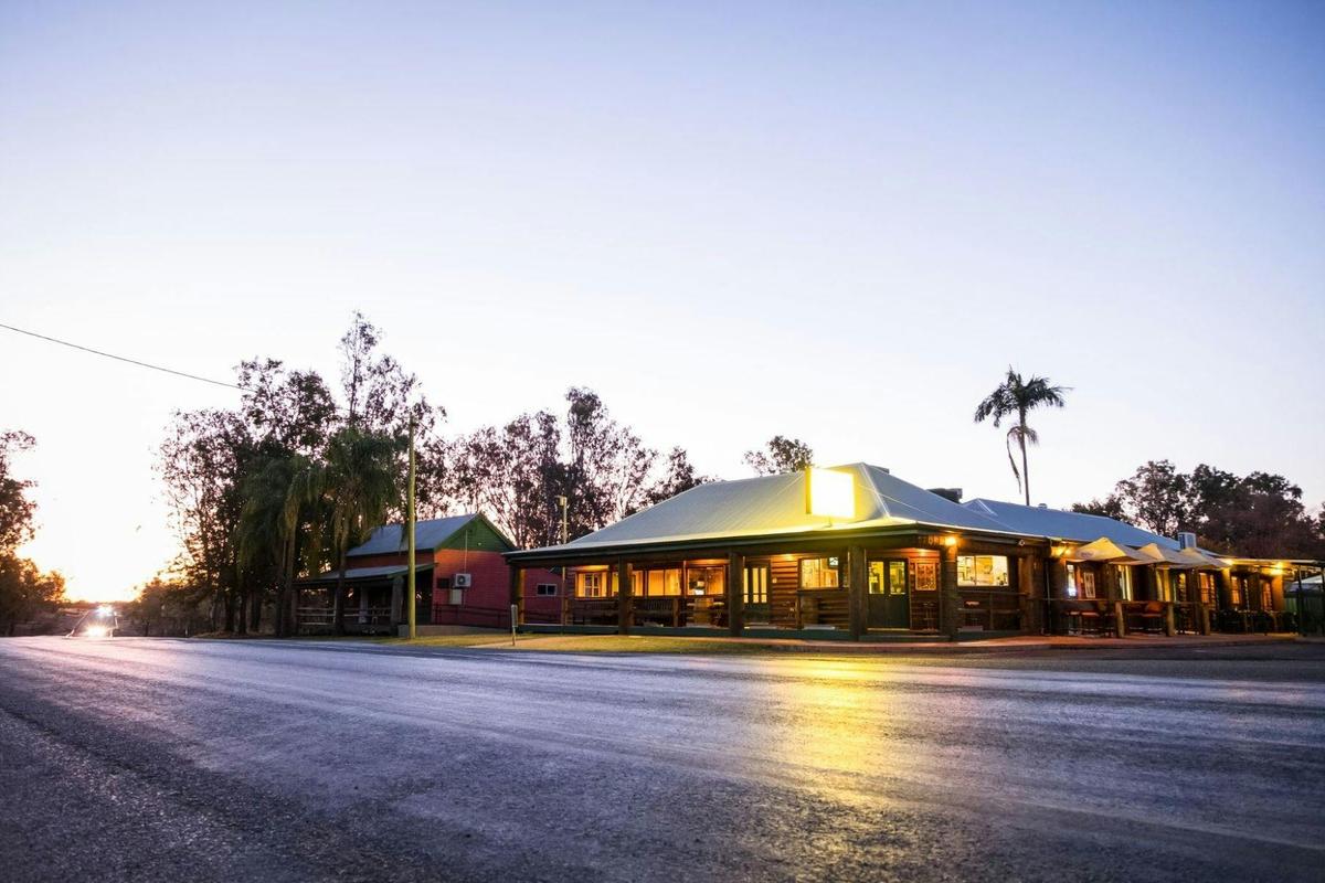 Condamine Pub Hotel