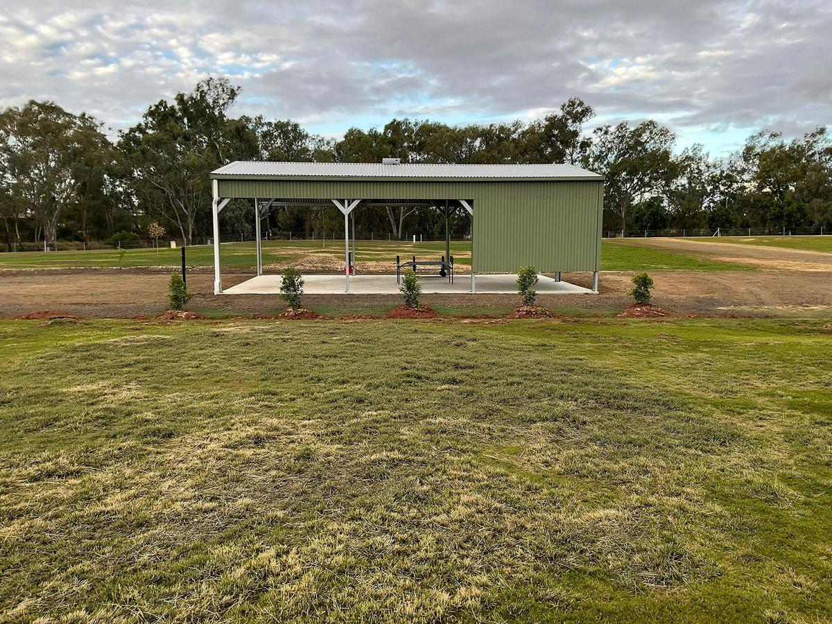 Happy hour shelter