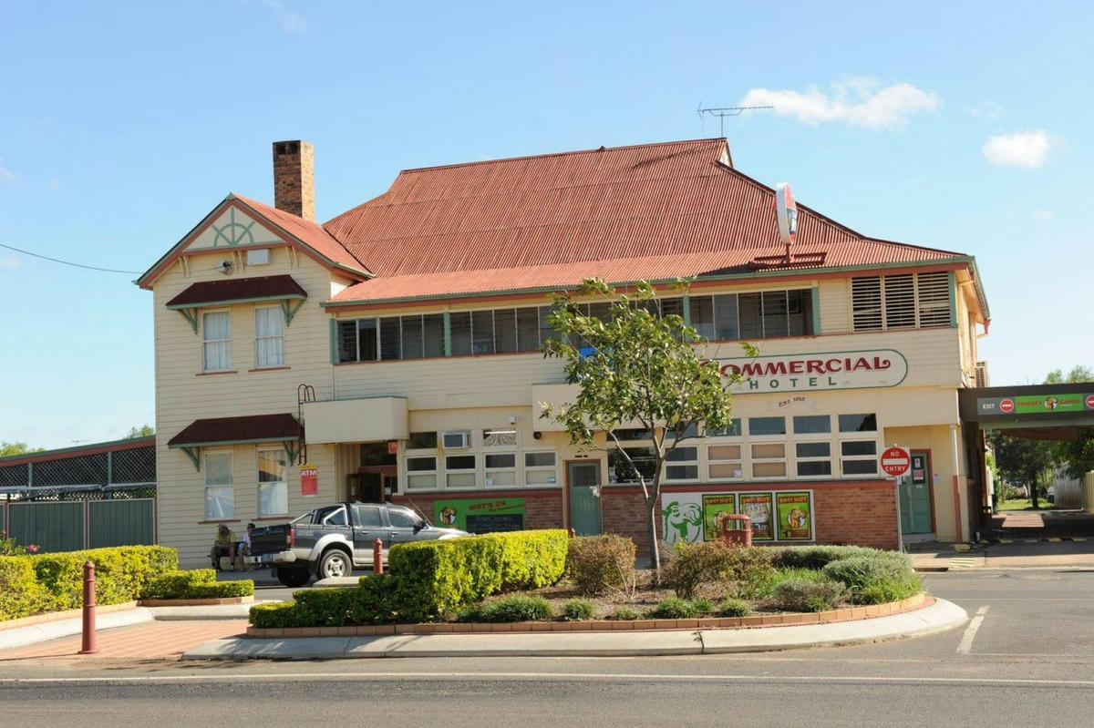 Tara Commercial Hotel