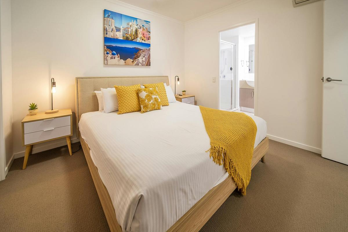 One Bedroom Apartment