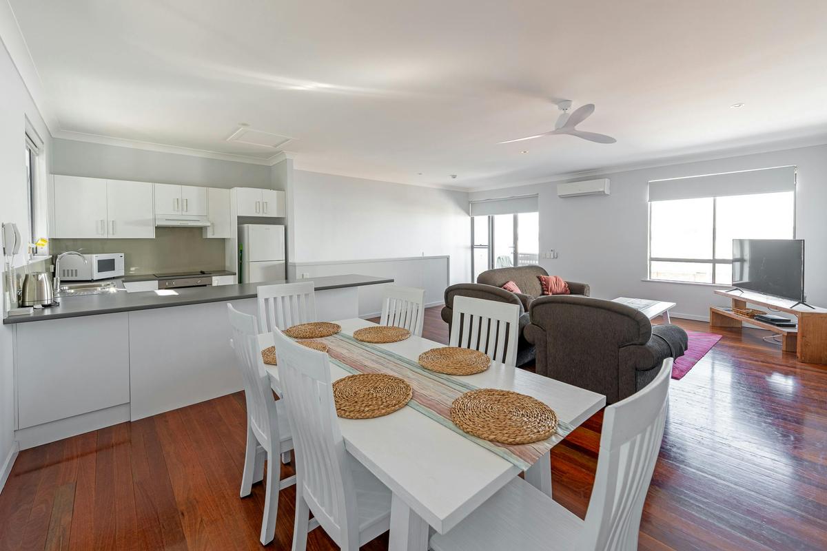 Two bedroom Townhouse – Sleeps 5